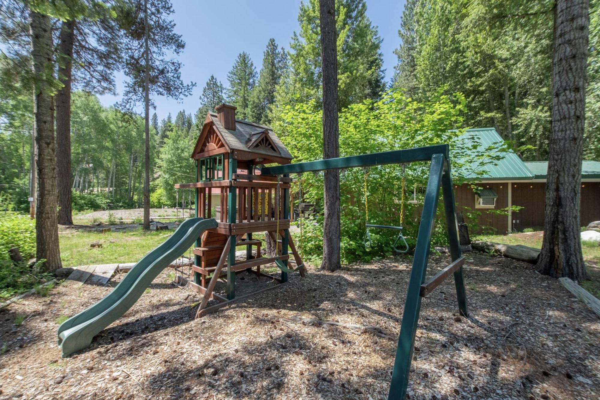 Lil Bigfoot Chalet By Nw Comfy Cabins Левенуэрт Экстерьер фото